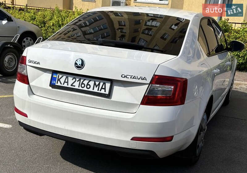 Лифтбек Skoda Octavia 2015 в Киеве