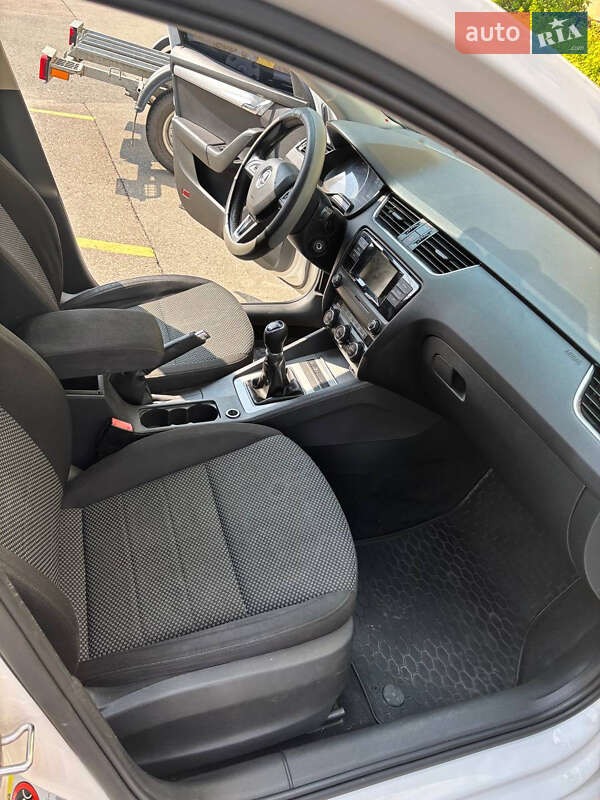 Лифтбек Skoda Octavia 2015 в Киеве