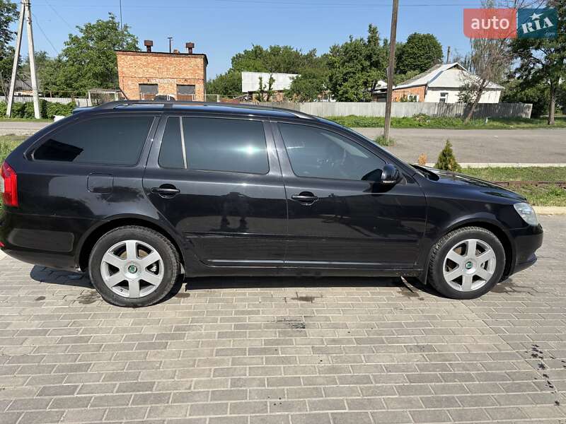 Универсал Skoda Octavia 2010 в Ахтырке
