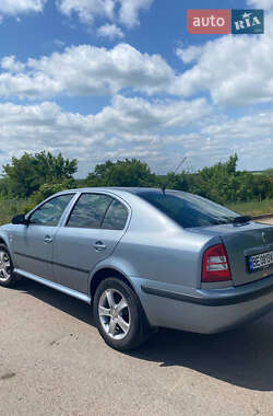 Ліфтбек Skoda Octavia 2004 в 