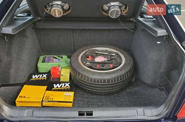 Лифтбек Skoda Octavia 2001 в 