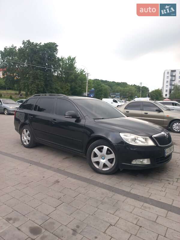 Универсал Skoda Octavia 2009 в Ужгороде