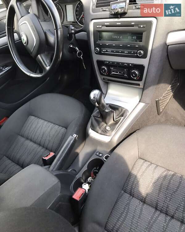 Ліфтбек Skoda Octavia 2010 в Кропивницькому