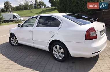 Лифтбек Skoda Octavia 2010 в 