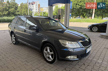 Универсал Skoda Octavia 2010 в 