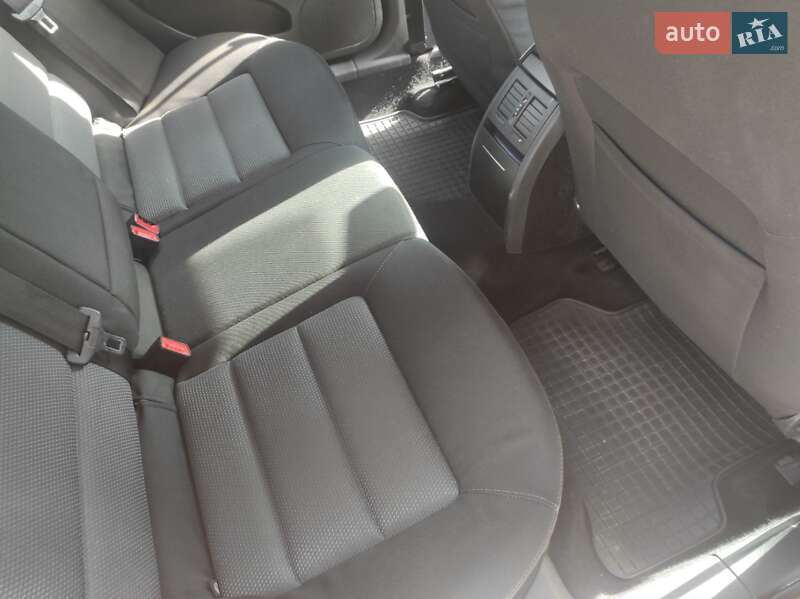 Универсал Skoda Octavia 2006 в Сарнах