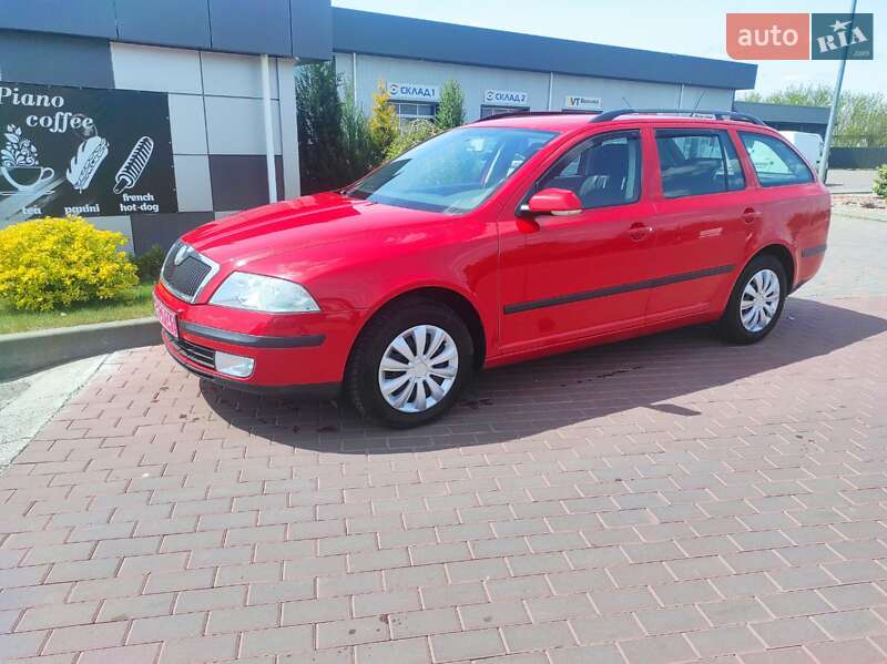 Универсал Skoda Octavia 2006 в Сарнах