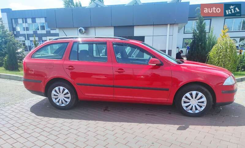 Универсал Skoda Octavia 2006 в Сарнах