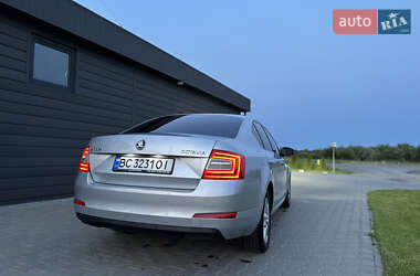 Лифтбек Skoda Octavia 2015 в 