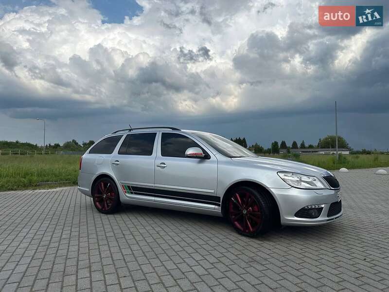 Универсал Skoda Octavia 2011 в Пустомытах