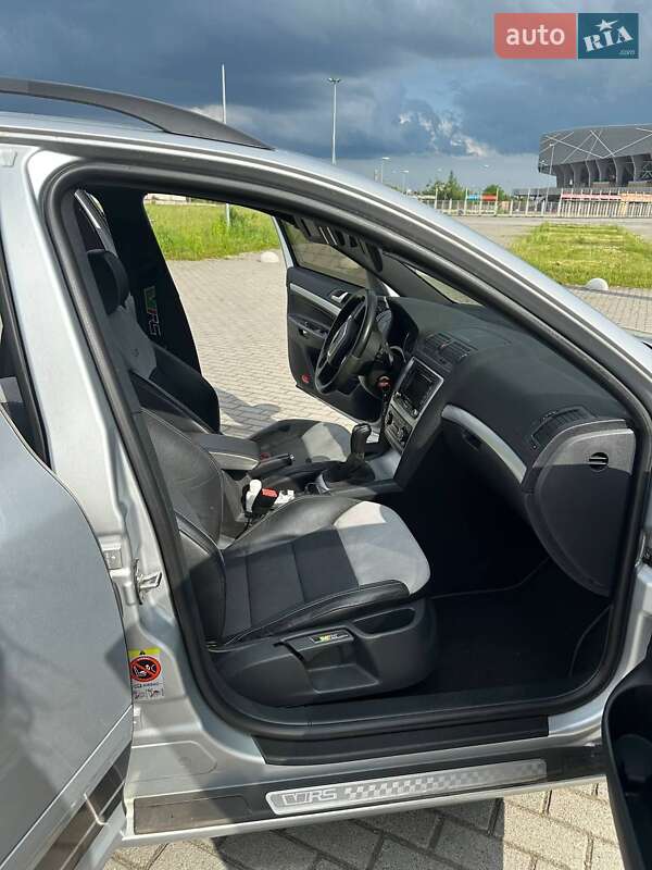Универсал Skoda Octavia 2011 в Пустомытах