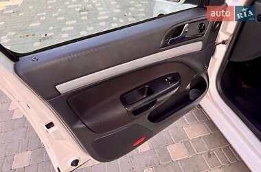 Універсал Skoda Octavia 2012 в 