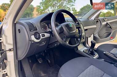 Універсал Skoda Octavia 2012 в 