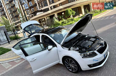 Лифтбек Skoda Octavia 2016 в 