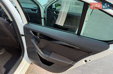 Лифтбек Skoda Octavia 2016 в 