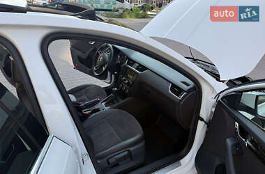 Лифтбек Skoda Octavia 2016 в 