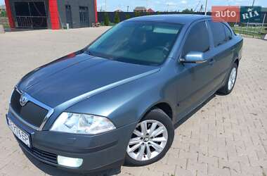 Лифтбек Skoda Octavia 2005 в Черновцах