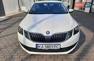 Ліфтбек Skoda Octavia 2018 в 