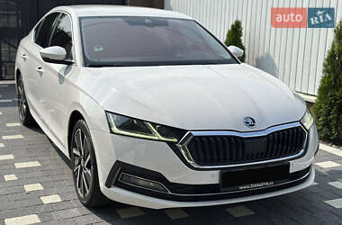Ліфтбек Skoda Octavia 2020 в Ужгороді