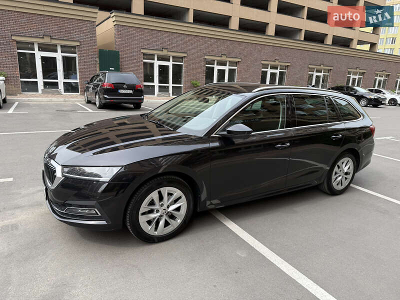Универсал Skoda Octavia 2021 в Киеве