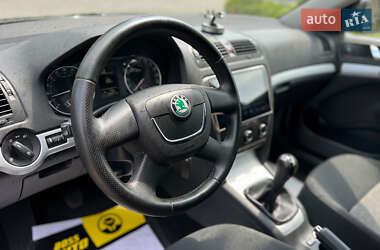 Универсал Skoda Octavia 2010 в 