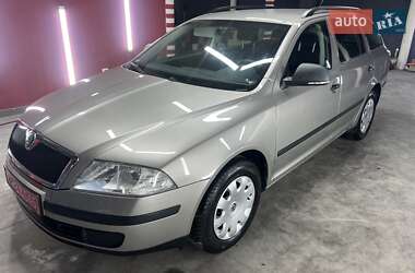 Універсал Skoda Octavia 2012 в Луцьку