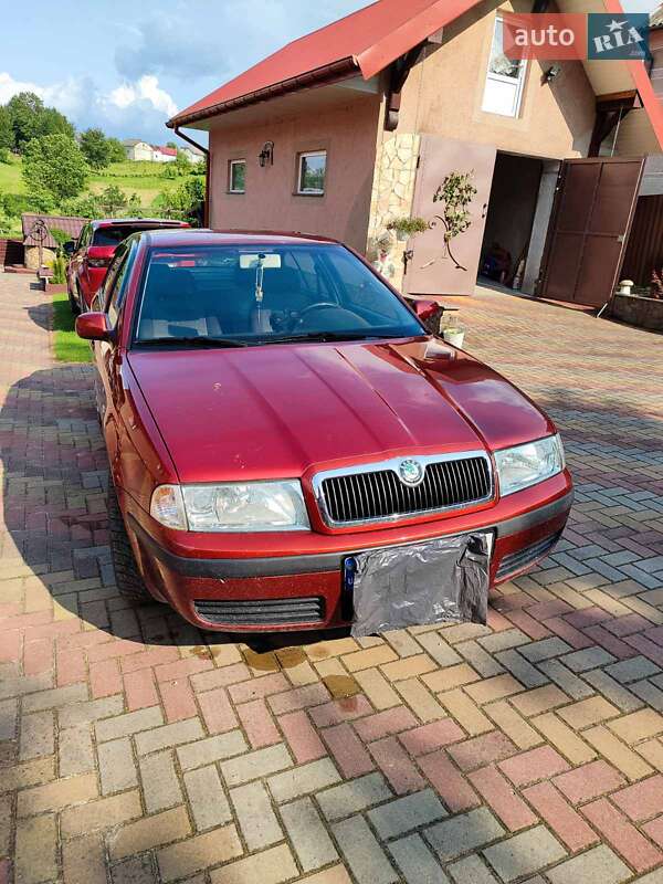 Лифтбек Skoda Octavia 2001 в Львове