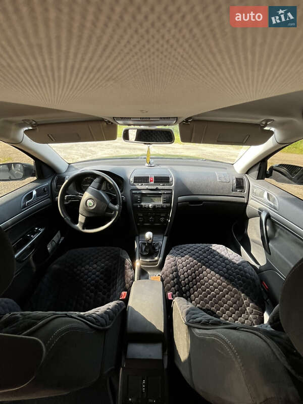 Універсал Skoda Octavia 2006 в Житомирі