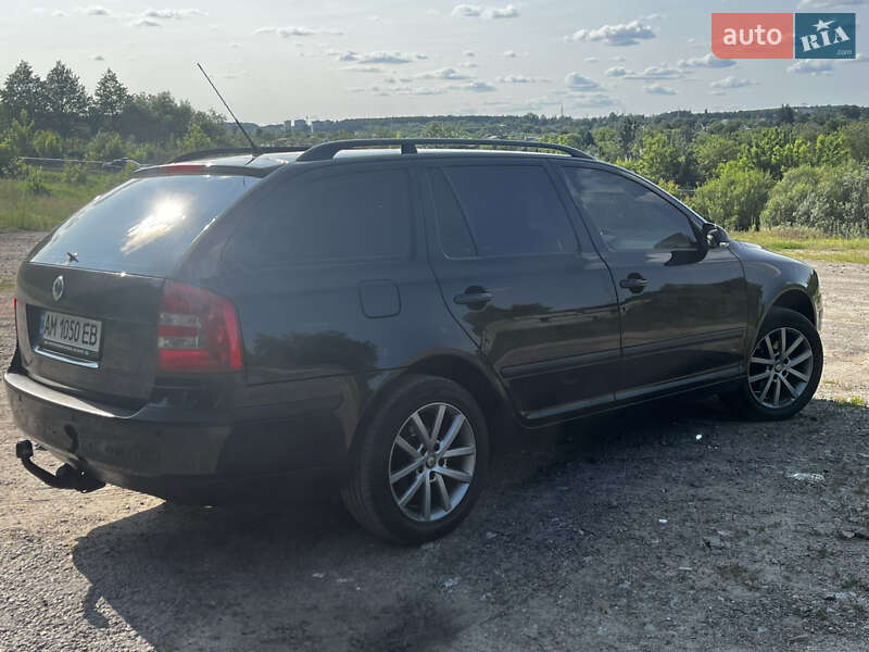 Універсал Skoda Octavia 2006 в Житомирі