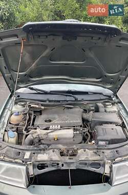 Лифтбек Skoda Octavia 2004 в 