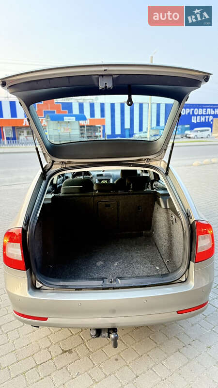 Універсал Skoda Octavia 2013 в Шепетівці