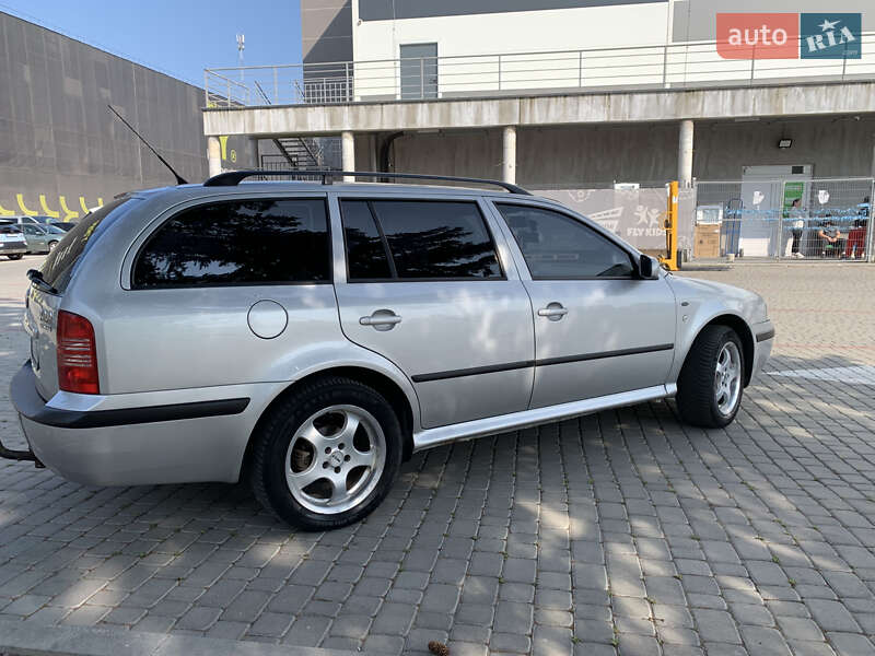 Универсал Skoda Octavia 2001 в Ивано-Франковске