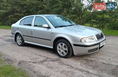 Ліфтбек Skoda Octavia 2001 в 
