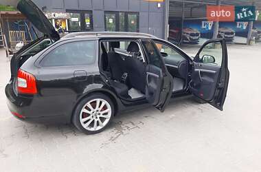 Універсал Skoda Octavia 2012 в 