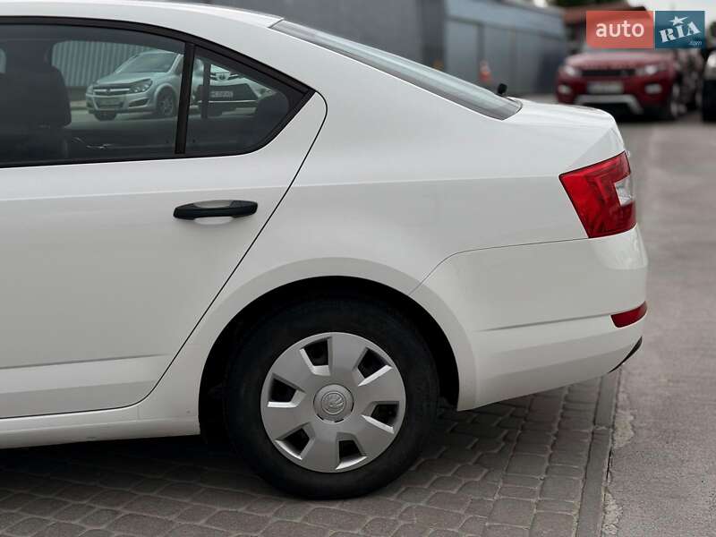 Лифтбек Skoda Octavia 2016 в Львове