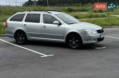 Универсал Skoda Octavia 2009 в 