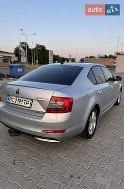 Лифтбек Skoda Octavia 2014 в 