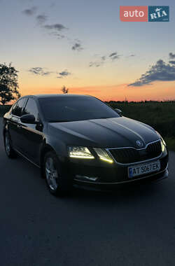 Лифтбек Skoda Octavia 2018 в Ивано-Франковске