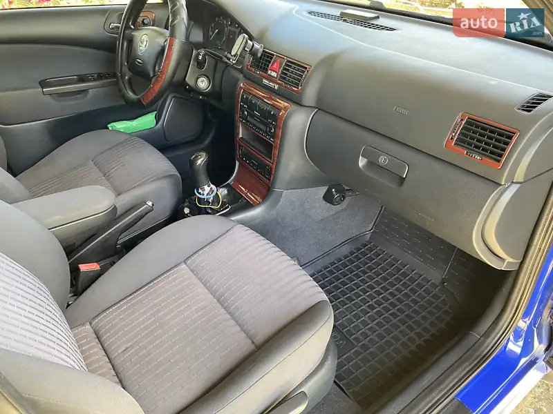 Skoda Octavia 2003 VIN TMBBL21U748738995 фото оголошення 6 з 53