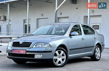 Ліфтбек Skoda Octavia 2006 в Вінниці