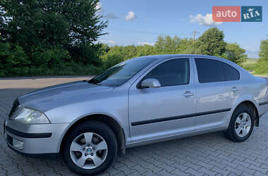 Лифтбек Skoda Octavia 2008 в 