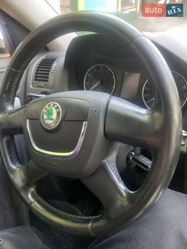 Універсал Skoda Octavia 2009 в Одесі