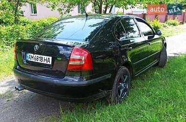 Лифтбек Skoda Octavia 2004 в 