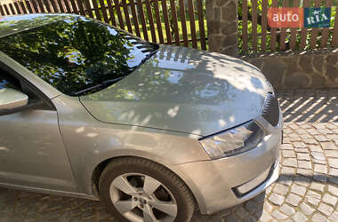 Універсал Skoda Octavia 2014 в Ужгороді