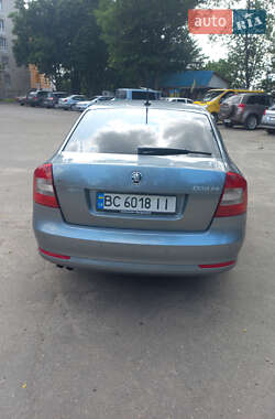 Лифтбек Skoda Octavia 2012 в 