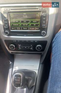 Лифтбек Skoda Octavia 2012 в 