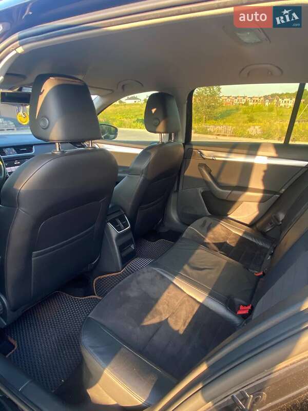 Универсал Skoda Octavia 2013 в Староконстантинове