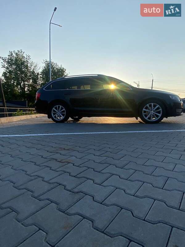 Универсал Skoda Octavia 2013 в Староконстантинове
