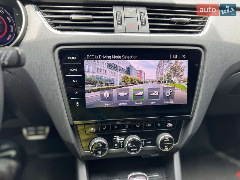 Универсал Skoda Octavia 2019 в Полтаве