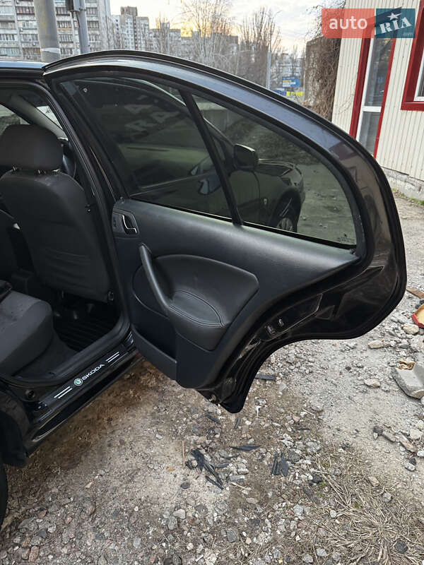 Ліфтбек Skoda Octavia 2006 в Києві